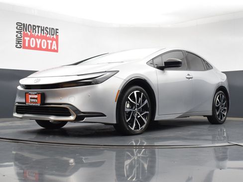 Used 2024 Toyota Prius Prime image 32