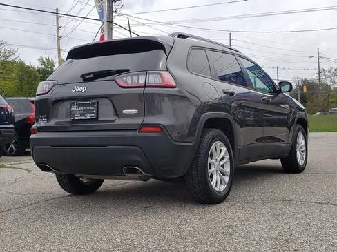 Used 2022 Jeep Cherokee Latitude Lux AWD/4WD image 3