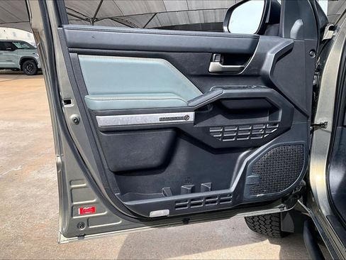 Used 2024 Toyota Tacoma 4x4 Double Cab Hybrid image 23