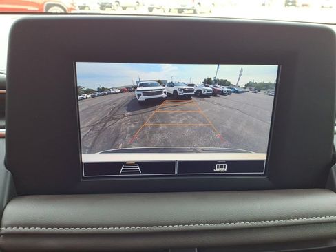 Used 2022 Chevrolet Tahoe LS w/ Driver Alert Package AWD/4WD image 18
