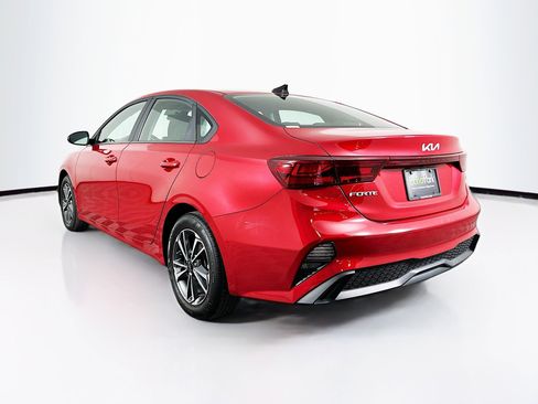 Used 2024 Kia Forte LXS image 5