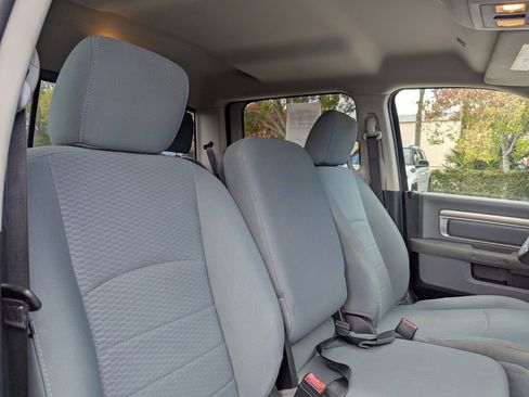 Used 2020 RAM 1500 Classic SLT image 11