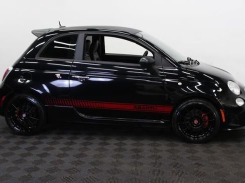 Used 2015 FIAT 500 Abarth w/ Beats Audio Package FWD image 4