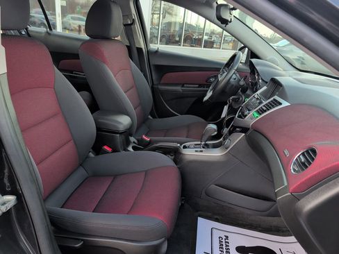 Used 2014 Chevrolet Cruze LT w/ All-Star Edition image 22