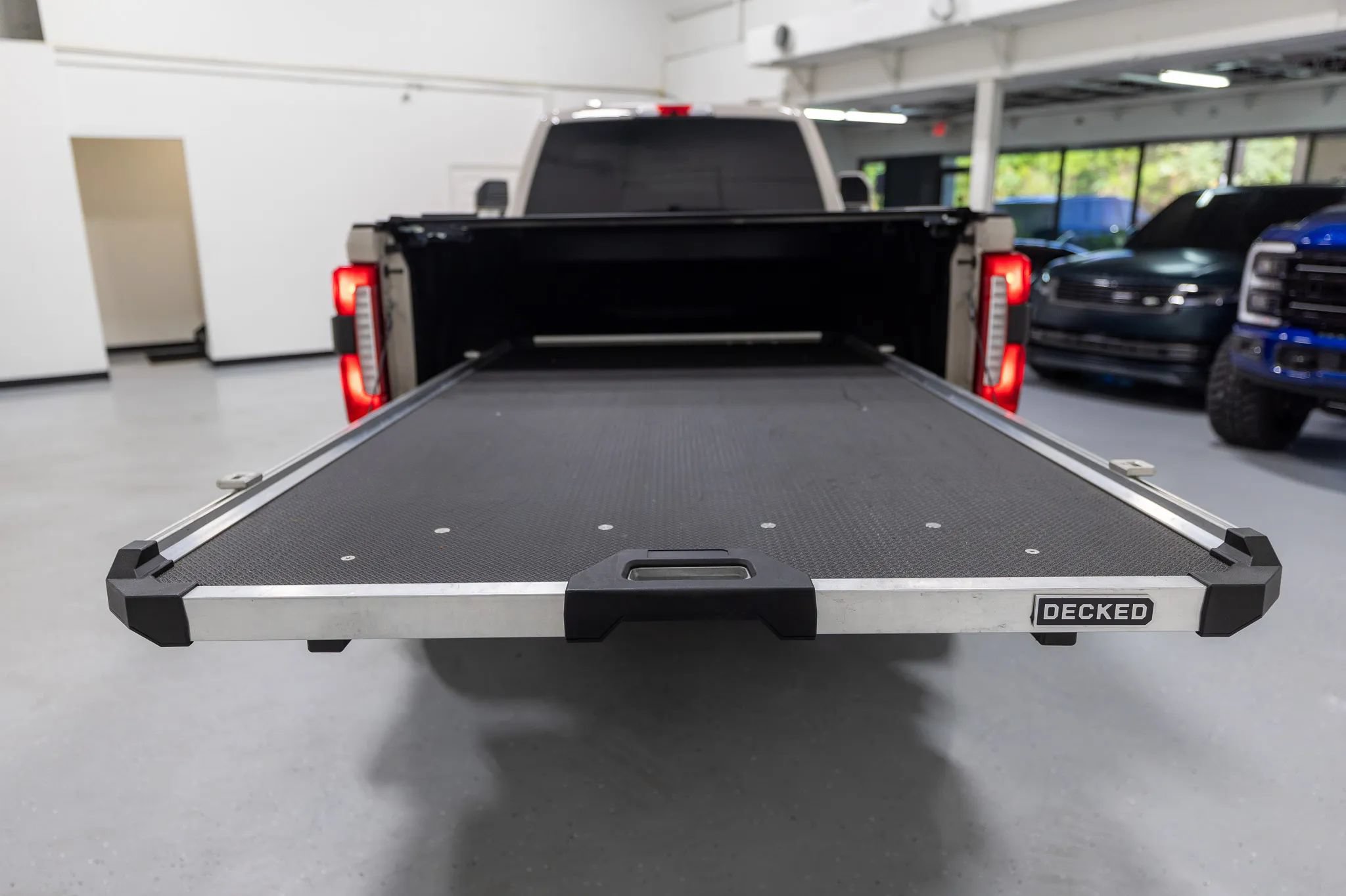 Used 2025 Ford F250 XLT w/ 360-Degree Camera Package AWD/4WD image 33