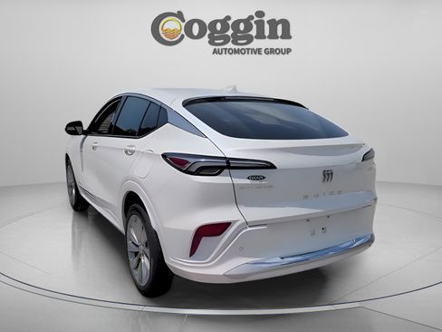 New 2025 Buick Envista Avenir image 10