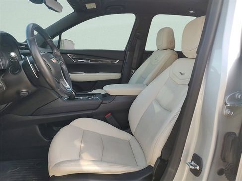 Used 2020 Cadillac XT6 Sport image 26