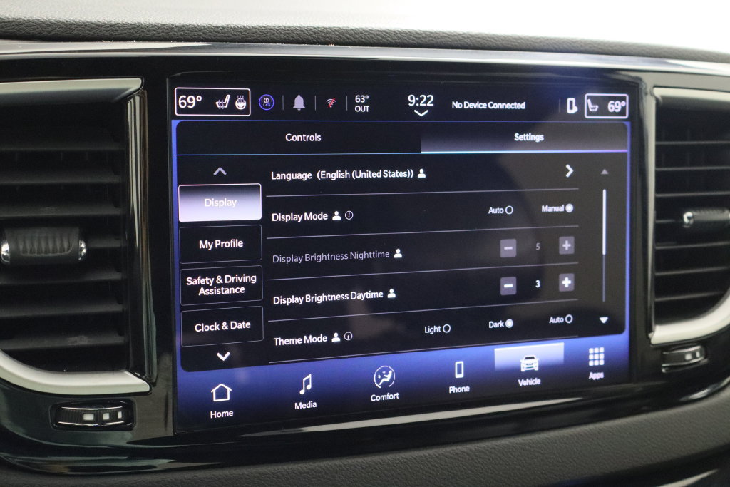 Used 2025 Chrysler Pacifica Select FWD image 35
