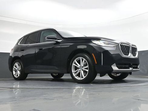 Used 2025 BMW X3 xDrive30i w/ Convenience Package AWD/4WD image 34