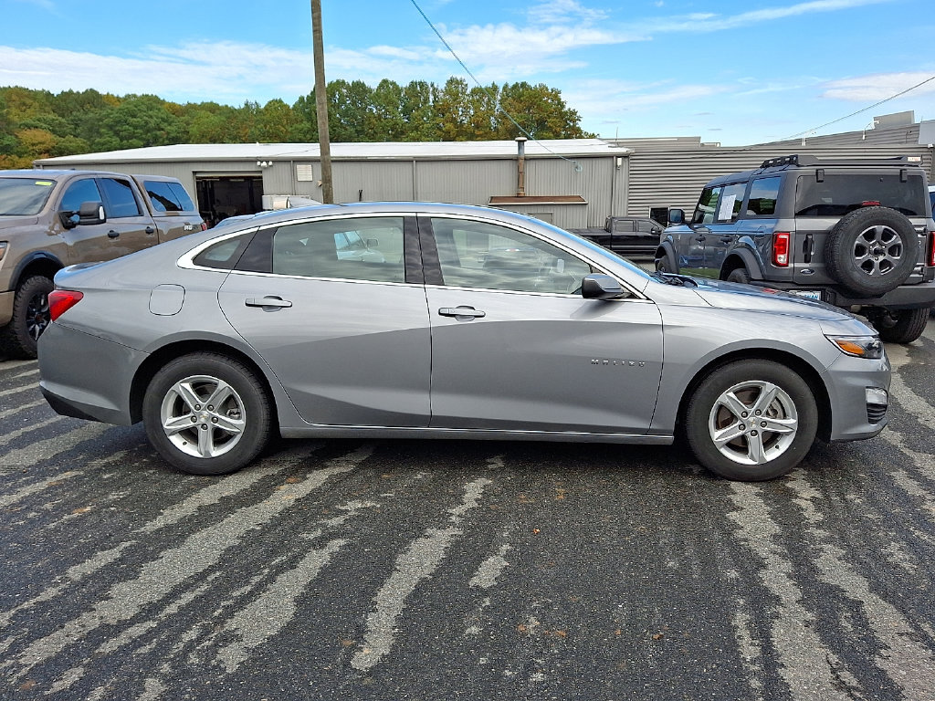 Used 2023 Chevrolet Malibu LT FWD image 7