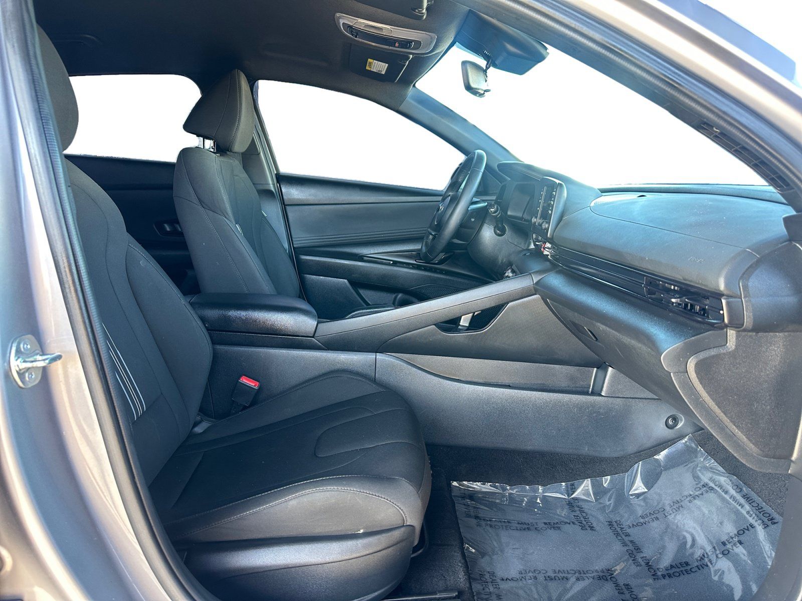 Used 2025 Hyundai Elantra Sport w/ Cargo Package FWD image 15