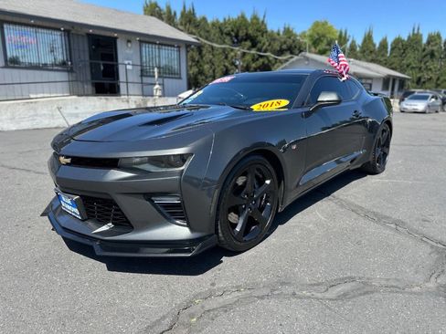Used 2018 Chevrolet Camaro SS image 3