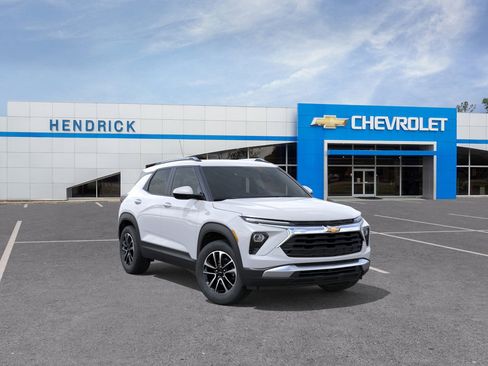 New 2026 Chevrolet TrailBlazer LT image 2