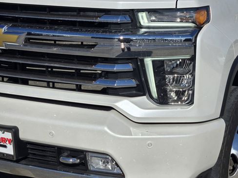Used 2022 Chevrolet Silverado 3500 High Country image 7