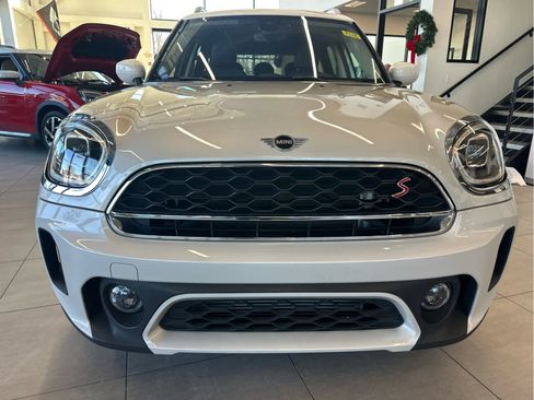 Used 2023 MINI Cooper Countryman S w/ Signature Upholstery Package image 5
