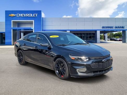 Used 2018 Chevrolet Malibu LT w/ Leather Package FWD image 1