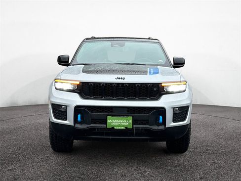 New 2024 Jeep Grand Cherokee Trailhawk w/ Advanced Protech Group II image 8