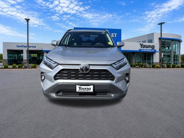Used 2022 Toyota RAV4 XLE Premium AWD/4WD image 2