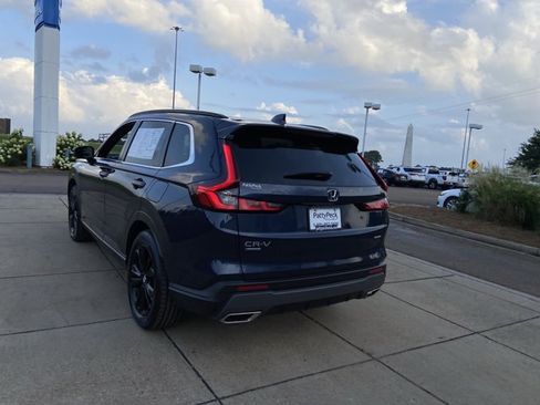 Used 2023 Honda CR-V Sport Touring image 9