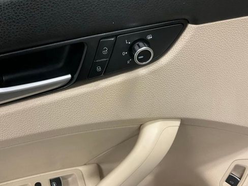 Used 2015 Volkswagen Passat TDI SEL Premium image 13