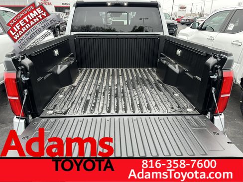 Used 2026 Toyota Tacoma SR5 image 7