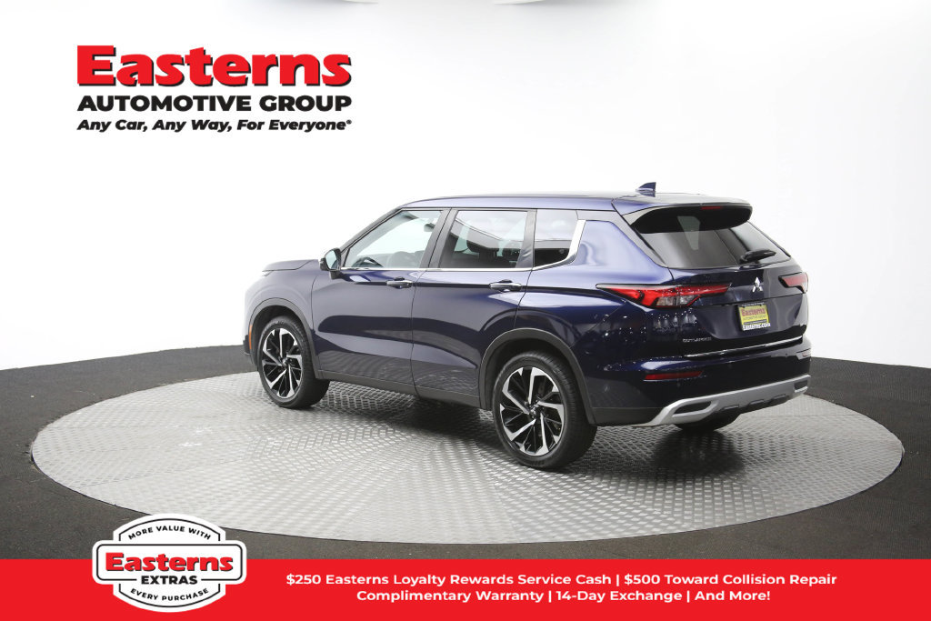 Used 2023 Mitsubishi Outlander SE AWD/4WD image 65
