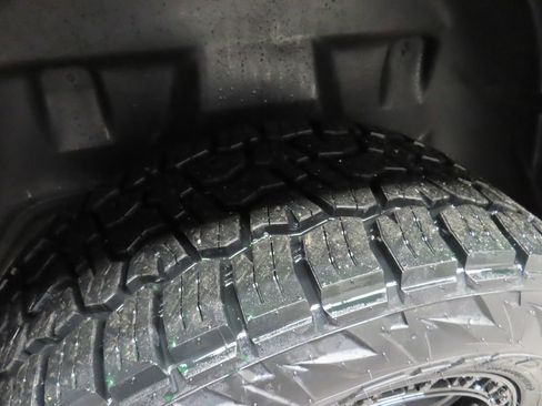 Used 2022 RAM 1500 Rebel w/ G/T Package AWD/4WD image 32