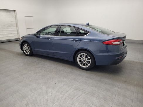 Used 2019 Ford Fusion SE image 3