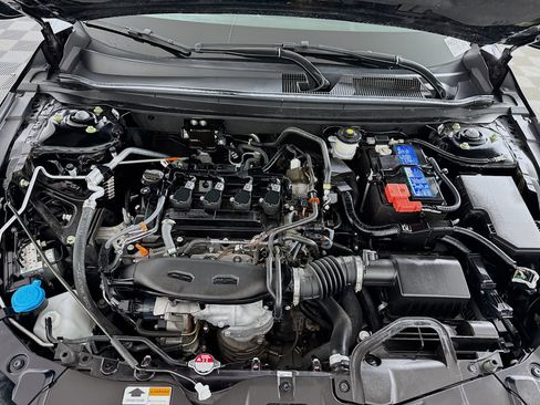Used 2023 Honda Accord EX image 10