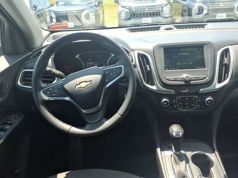 Used 2019 Chevrolet Equinox LT AWD/4WD image 9