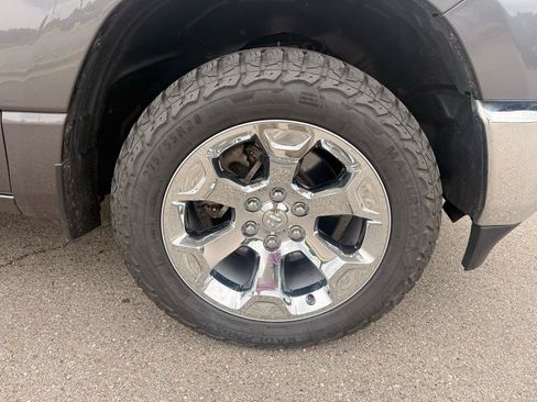 Used 2020 RAM 1500 Big Horn AWD/4WD image 12