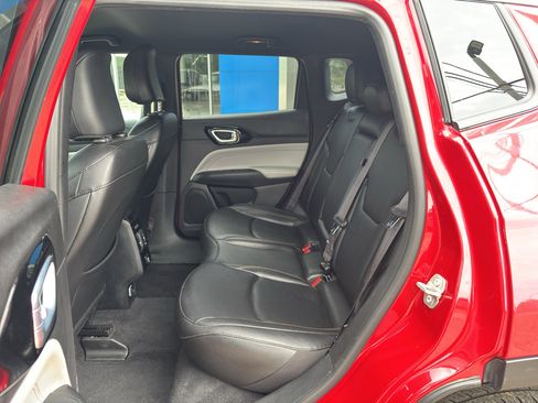 Used 2024 Jeep Compass Limited AWD/4WD image 15