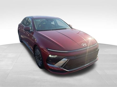 Used 2025 Hyundai Sonata SEL image 3