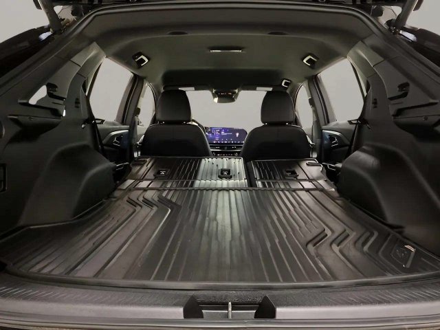Used 2024 Chevrolet Equinox EV LT FWD image 79