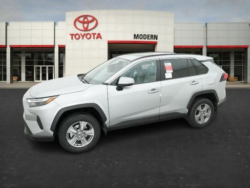 New 2025 Toyota RAV4 XLE image 7