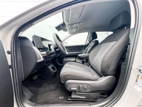 New 2026 Hyundai Ioniq 5 SE image 16