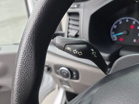 Used 2022 Ford Transit 350 XLT RWD image 18