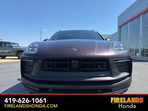 Used 2023 Porsche Macan GTS AWD/4WD image 2