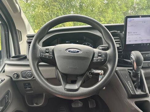 Used 2025 Ford Transit 350 XLT RWD image 24