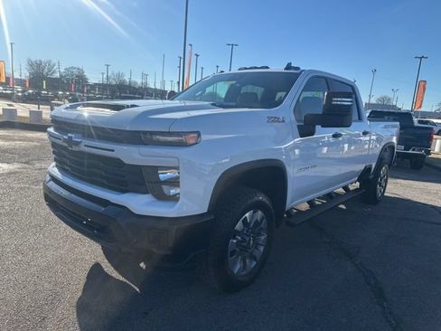 New 2026 Chevrolet Silverado 2500 Custom w/ Custom Value Package AWD/4WD image 8