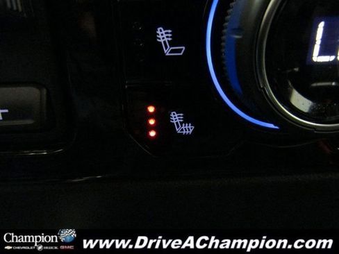 Used 2023 Chevrolet Silverado 1500 High Country image 11