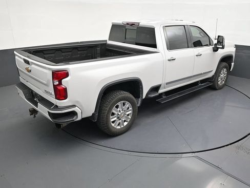 Used 2024 Chevrolet Silverado 3500 High Country w/ High Country Premium Package AWD/4WD image 16