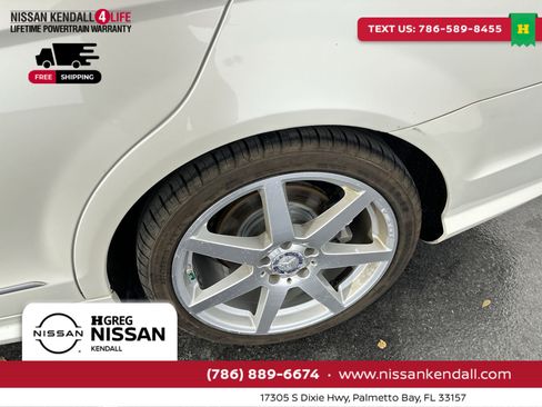 Used 2014 Mercedes-Benz C 350 Sport image 14