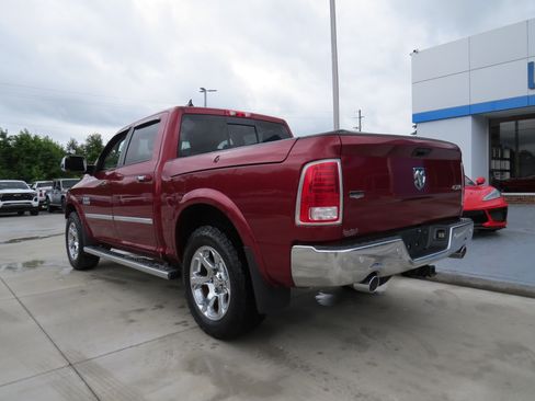 Used 2015 RAM 1500 Laramie w/ Convenience Group AWD/4WD image 4