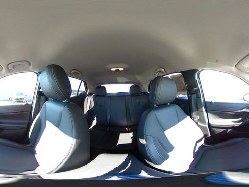 Used 2025 Buick Encore GX Preferred image 40