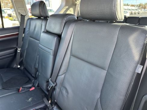 Used 2016 Lexus GX 460 image 20