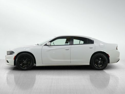 Used 2017 Dodge Charger Police w/ Convenience Group I image 2