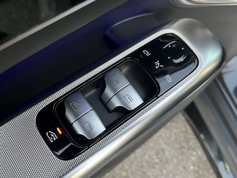 New 2026 Mercedes-Benz GLC 63 AMG S image 15