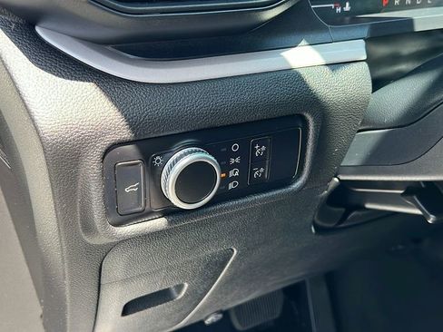 Certified 2023 Ford Explorer XLT RWD image 14