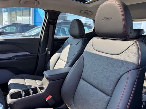 New 2027 Chevrolet Bolt RS w/ Technology Package FWD image 18